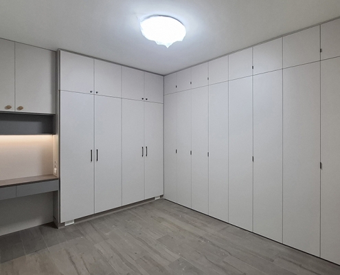 全屋系統櫃+除濕防潮衣櫃
